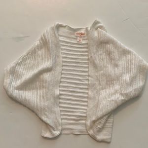 Cat and jack white shrug size 4/5